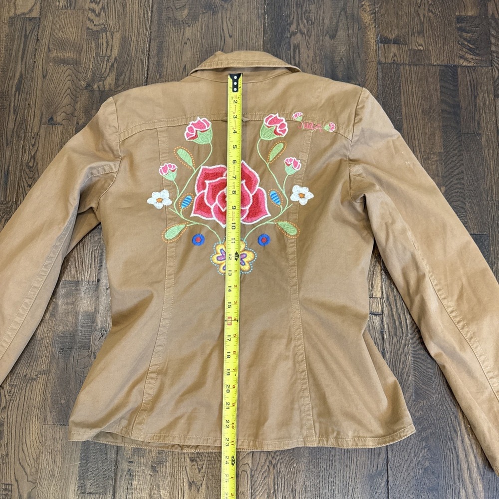 Johnny Was JW Los Angeles Tan Embroidered Western Cut Jacket Womens Sz Medium - Picture 13 of 13